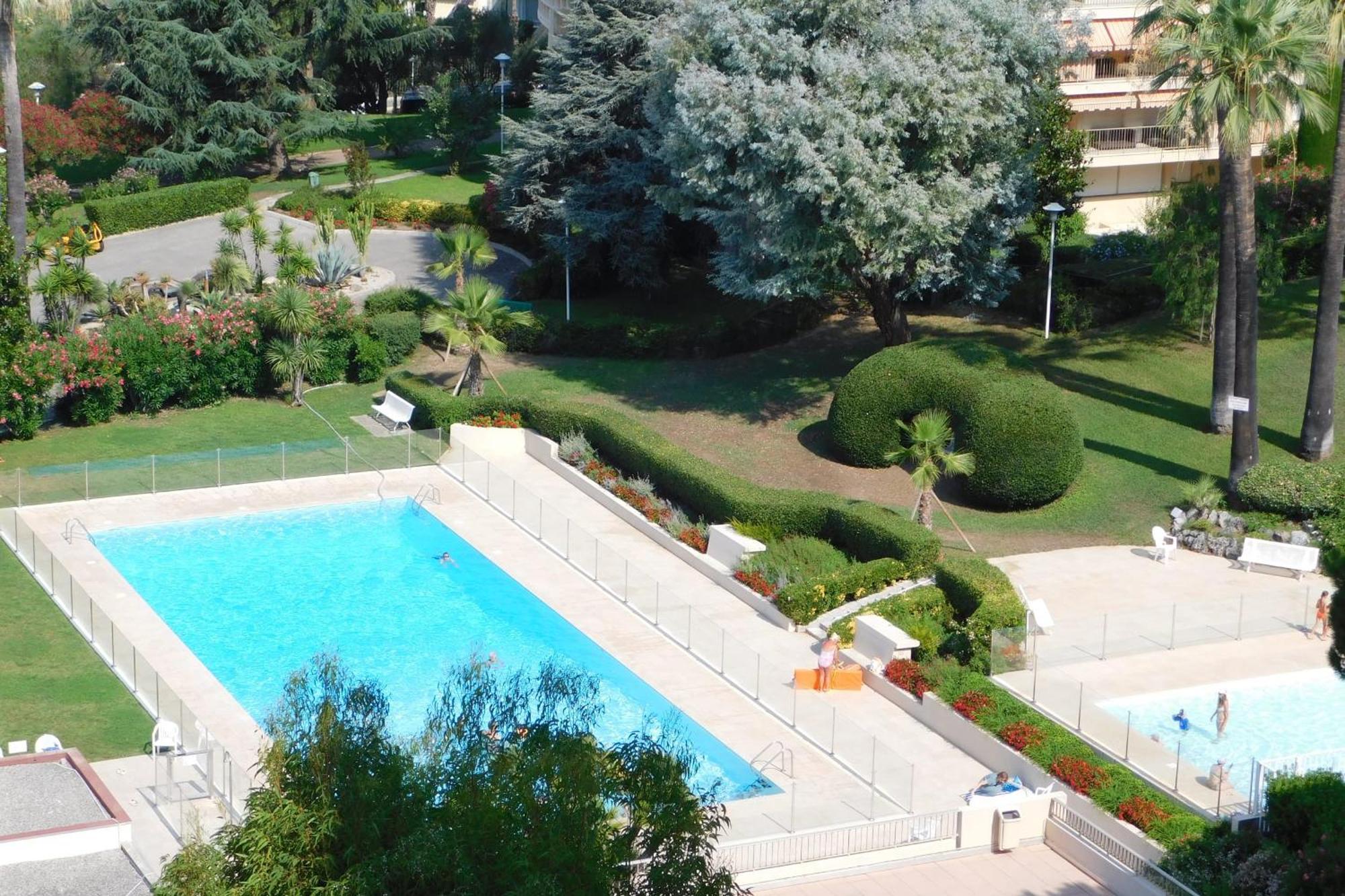 Charming T2 Eden Park With Swimming Pool Private Parking Apartamento Juan-les-Pins Exterior foto